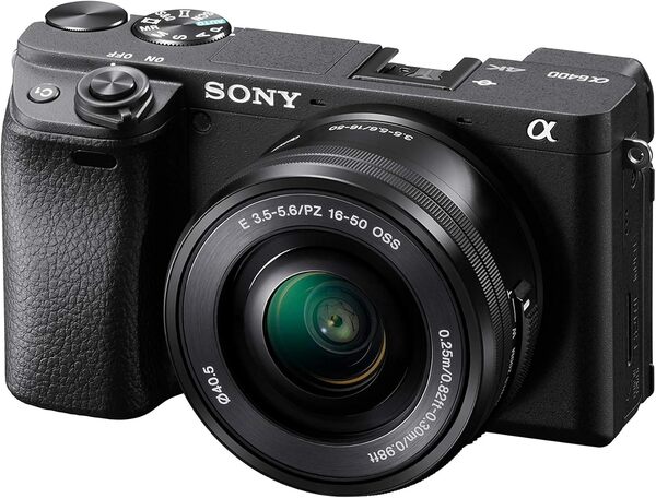 Sony Alpha 6400 | Appareil Photo Numérique Hybride APS-C ( 24,2 MP, AF en 0.02s, Suivi des Yeux, 4K HLG, Ecran Selfie Vlogging ) (ILCE6400, A6400)