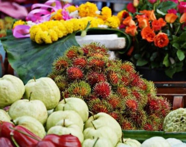 Sony DSCW810S Appareil Photo Numérique Compact, 20,1 Mpix, Zoom Optique 6x Argent