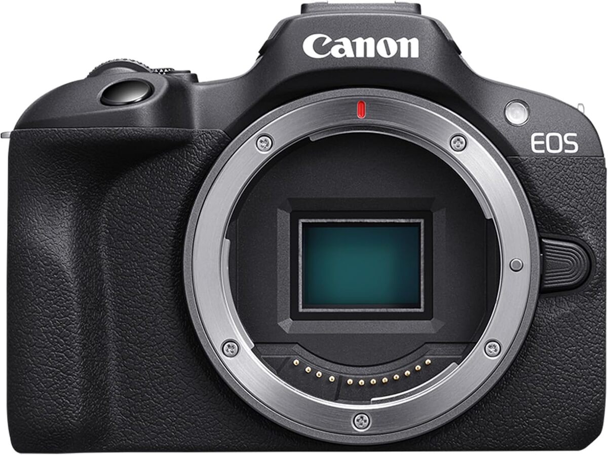 Test du Canon EOS R100 : performance et compacité hybride