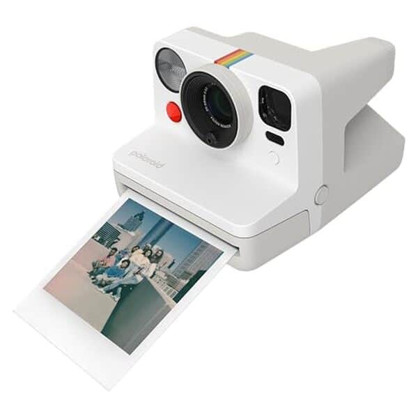 Découvrez le test complet du polaroid Now Gen3, l'appareil photo instantané qui révolutionne la photographie avec son style unique et ses performances exceptionnelles.
