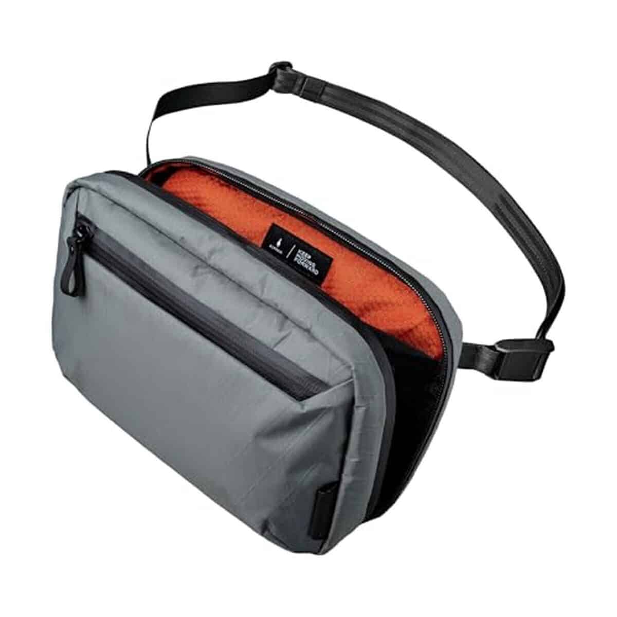 Test de l'étui tech compact Alpaka Elements pour accessoires électroniques